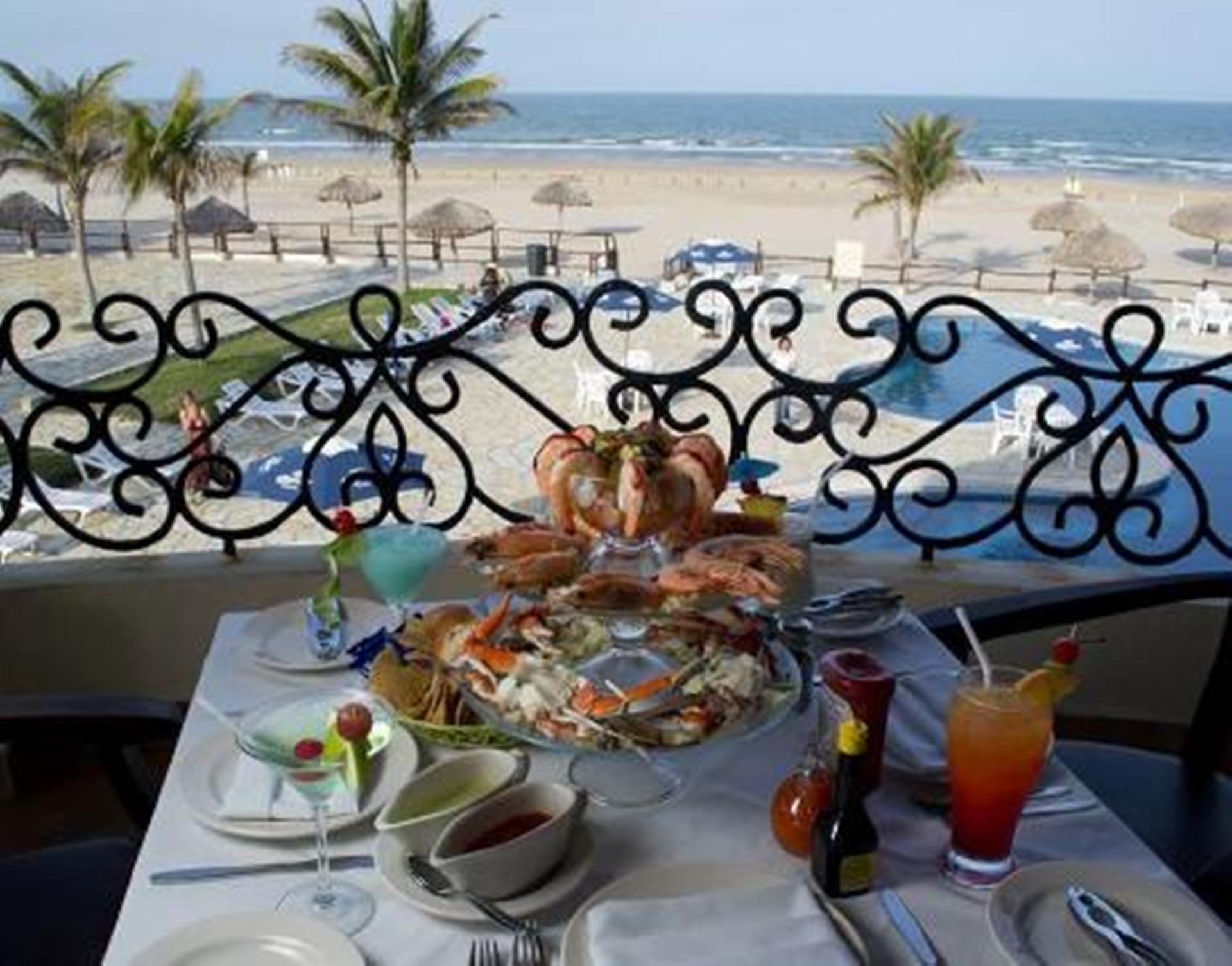 Hotel Arenas Del Mar Resort Tampico Exterior photo